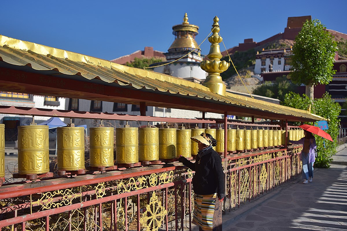 Prayer Wheels of Palkhor Monastery | Photo by Liu Bin